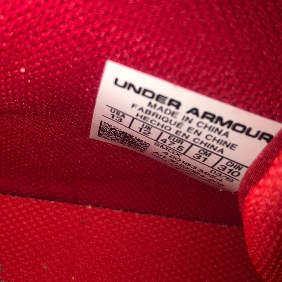 Under amour basketball shoes - Picture 3 of 4